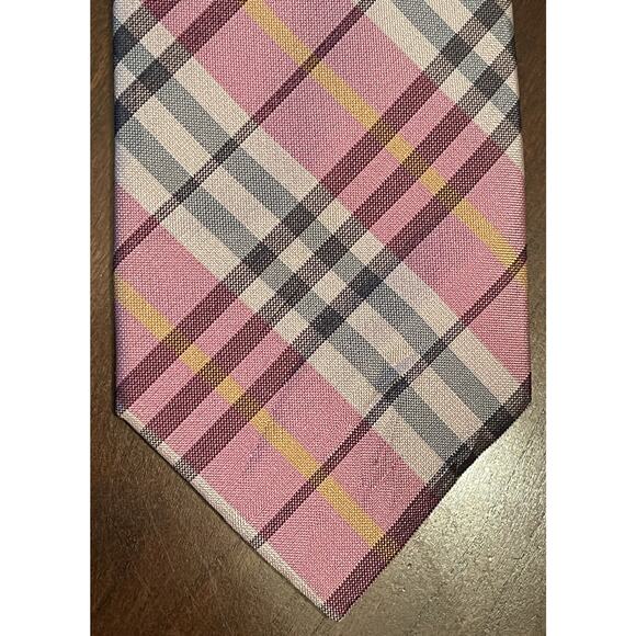 Stafford Pink Green 100% Silk Men’s Neck Tie Made In China - Picture 1 of 9